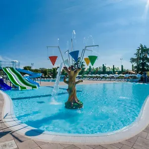 4* Campingplads Del Garda Village And