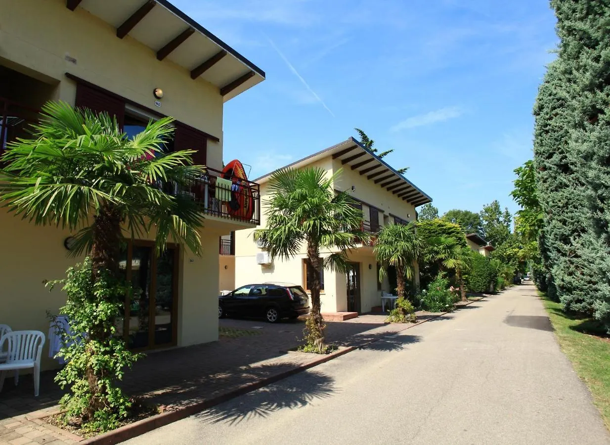 Apartments In Peschiera Del Garda 22097 Italy